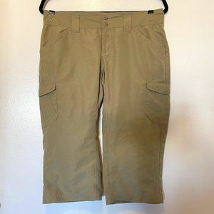 Columbia Omni-Shade Hiking Capri Shorts 4W